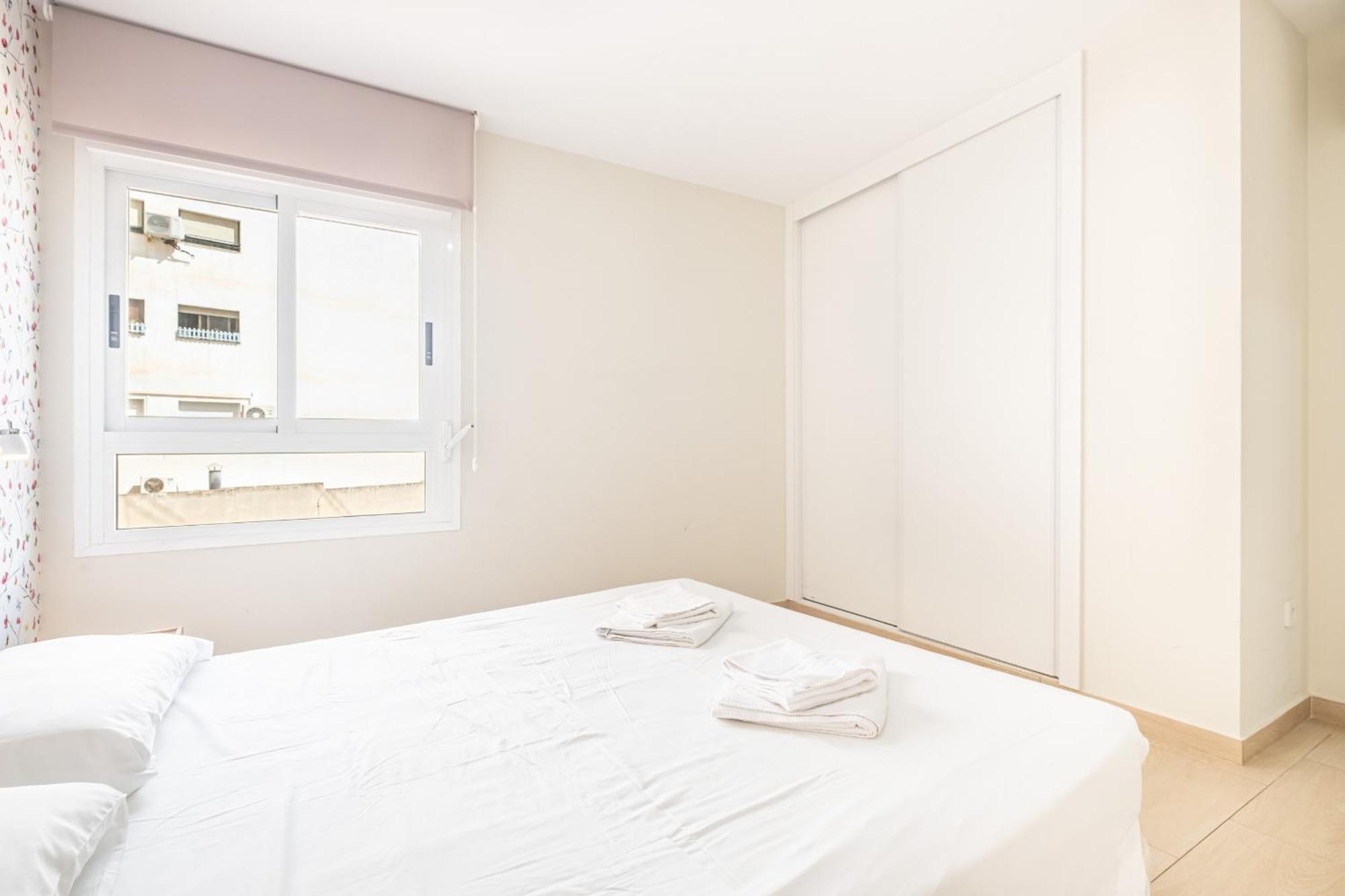 Apartamentos La Rosita Old Town Benidorm Room photo